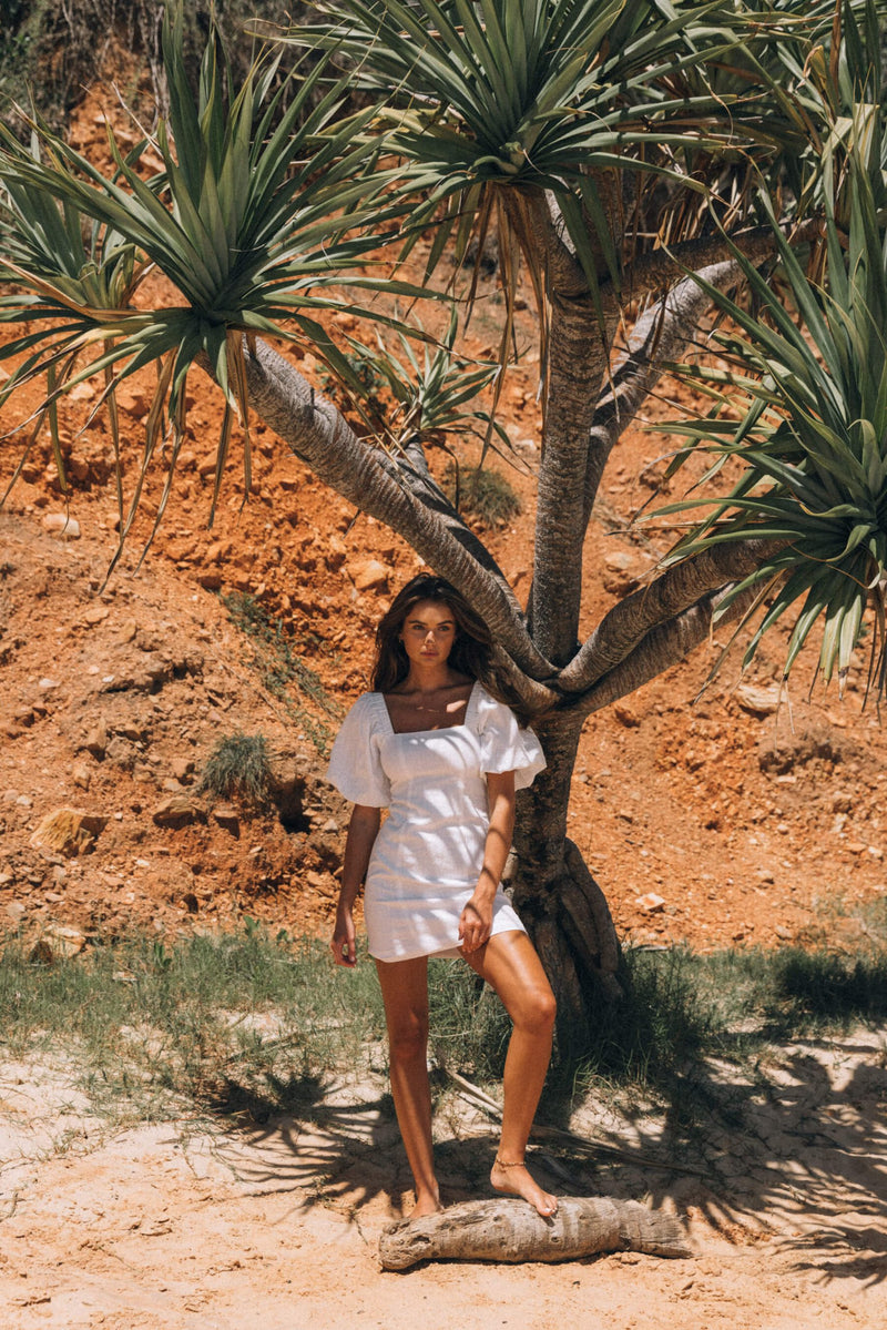 SNDYS Tuscany Dress - White Husk-i Style SNDYS Tuscany Dress - White Husk-i Style